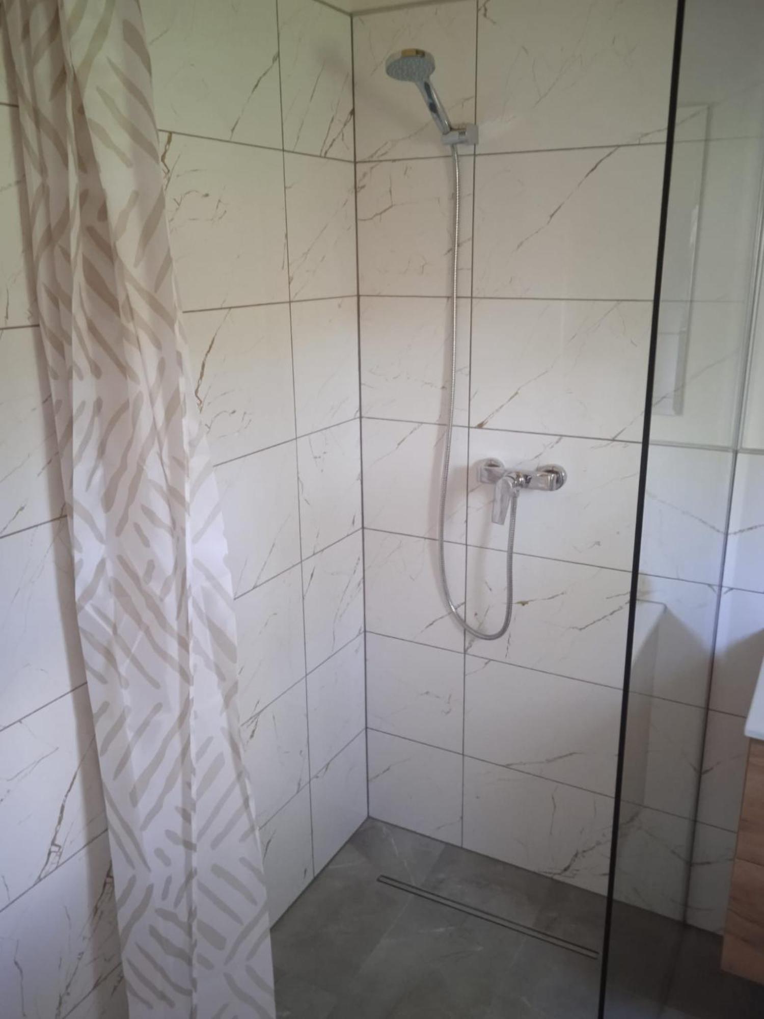 Vila Lisi Zakatek Czarna  Exteriér fotografie